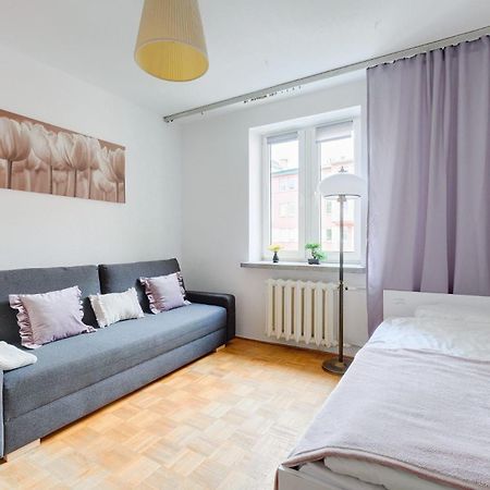 Spacious Apartment In Green Location Warschau Exterior foto